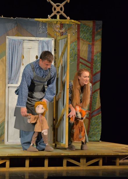 Кукольный спектакль «Жжжихарка»