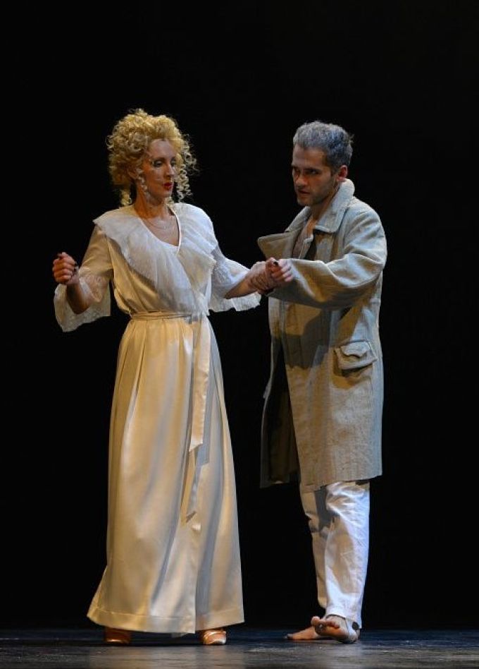 Спектакль «Альбом»