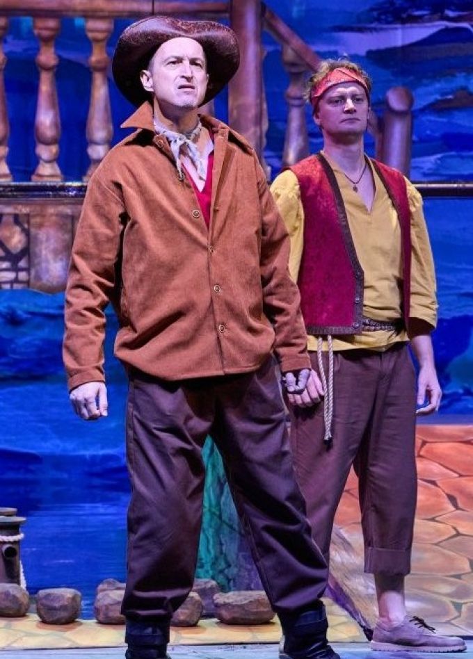 Спектакль «Во всем виноваты женщины»