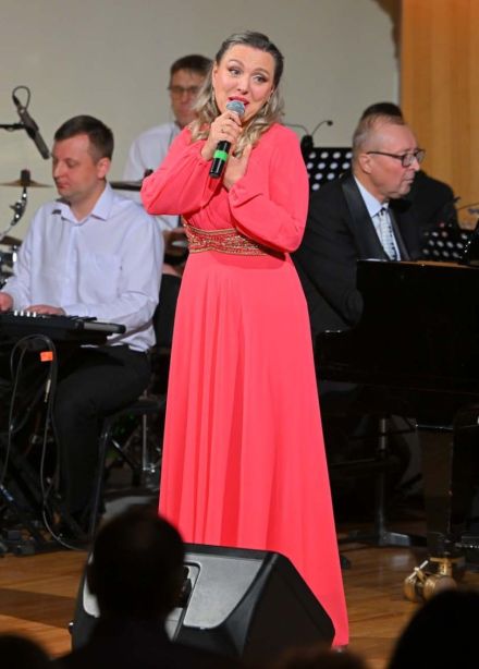 Клуб меломанов с Ларисой Ливинской. Русский вокальный цикл