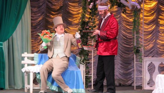 Спектакль «Сенокос начался, или Дайте мне пистолет!»