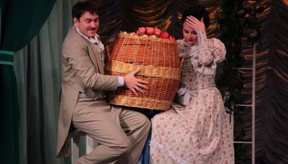 Спектакль «Сенокос начался, или Дайте мне пистолет!»