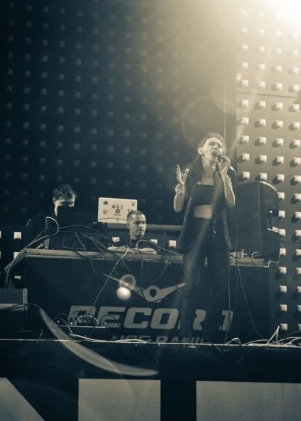 Спектакль «Между мирами»