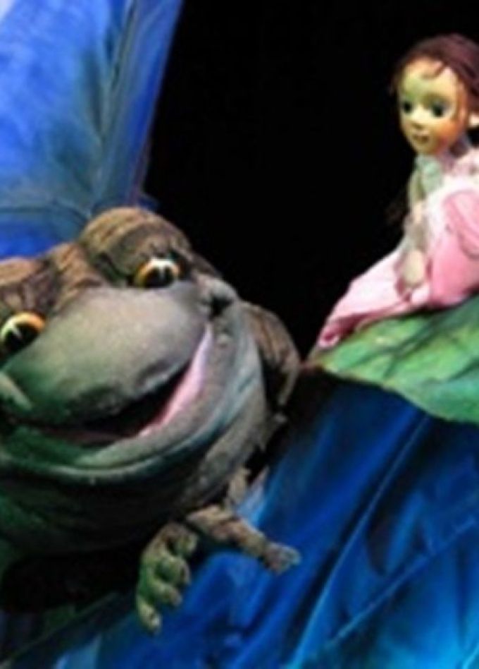 Кукольный спектакль «Дюймовочка»