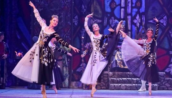 Балет «Лебединое озеро»