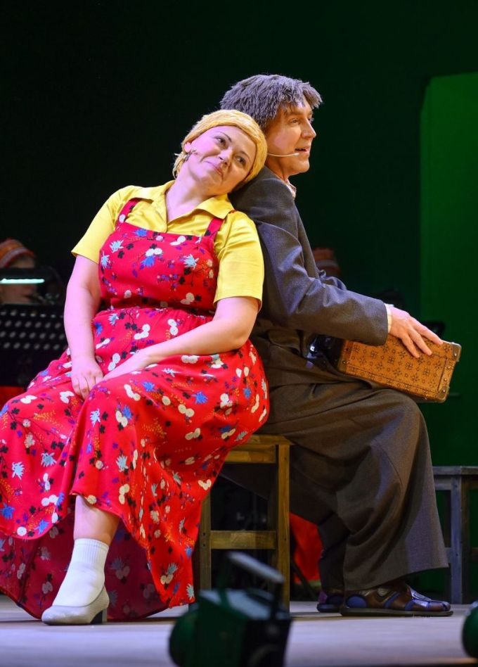 Спектакль «Любовь и голуби»