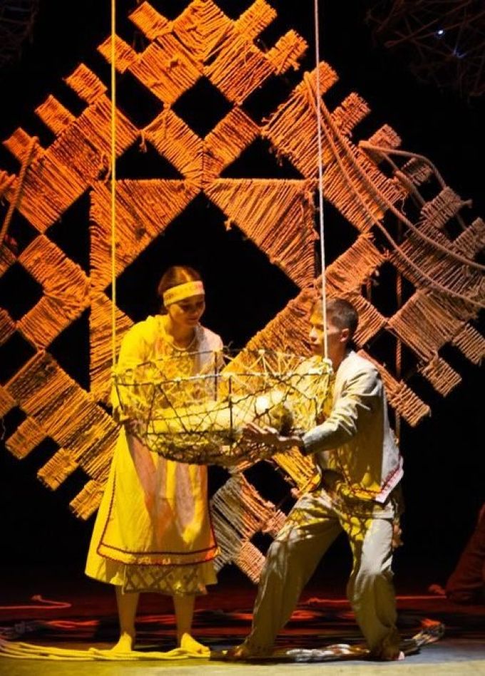 Спектакль «Йӱксалче / Песни небесной птицы»